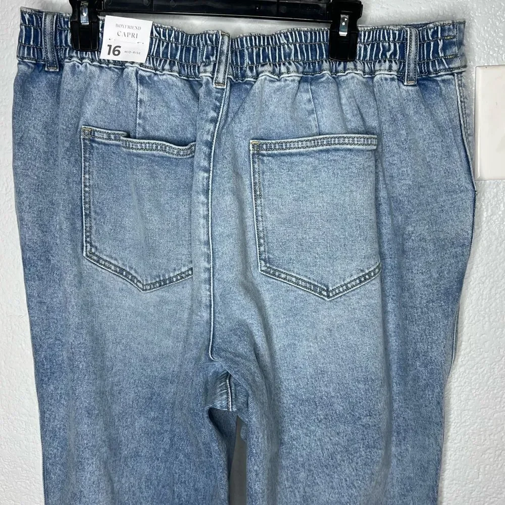New! Lane Bryant Boyfriend Capri Mid-Rise Light Blue Women’s Plus Jeans Sz 16